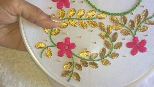 Antique Gold Thread Design